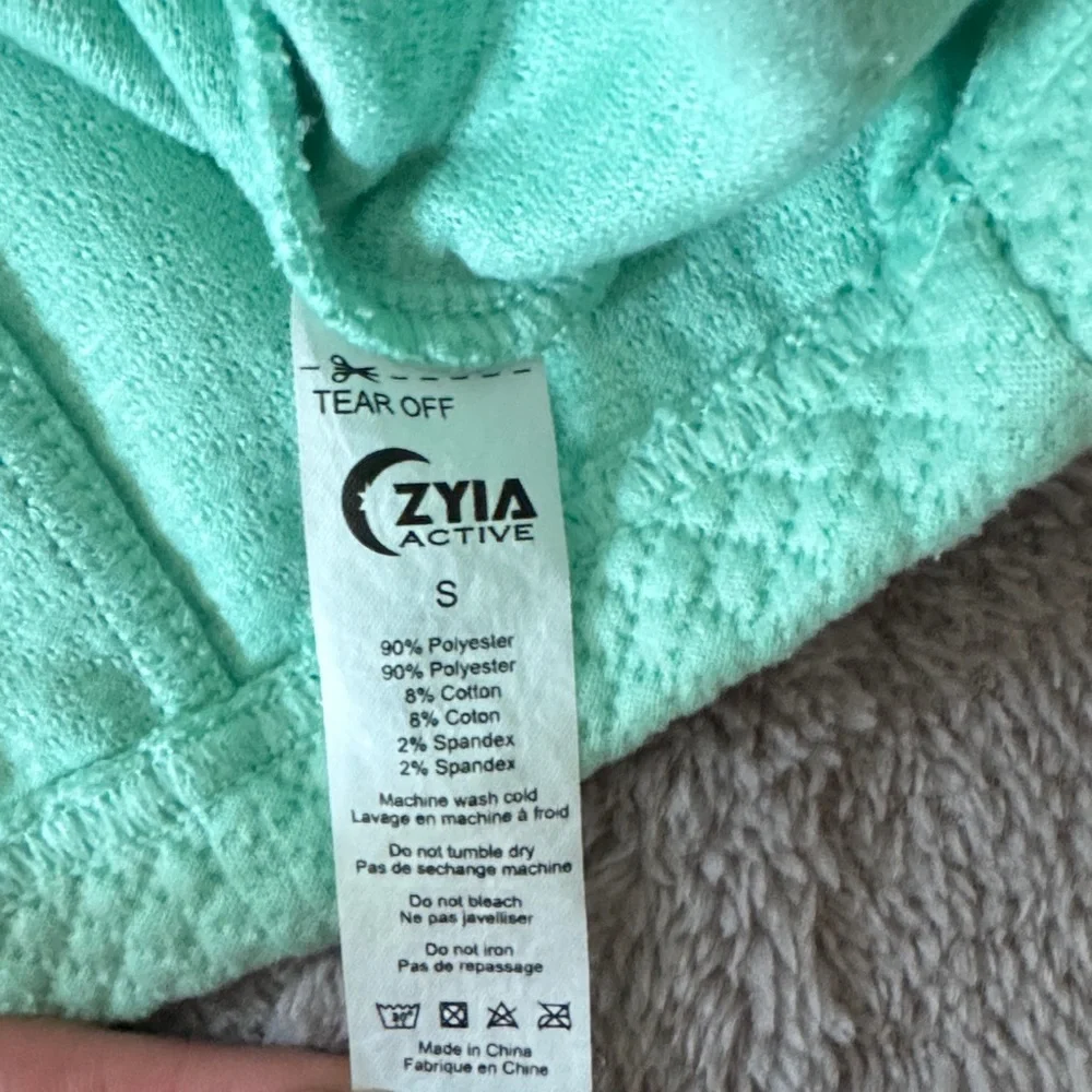 ZYIA Spearmint Honesty Quarter Zip, S - Picture 5 of 6